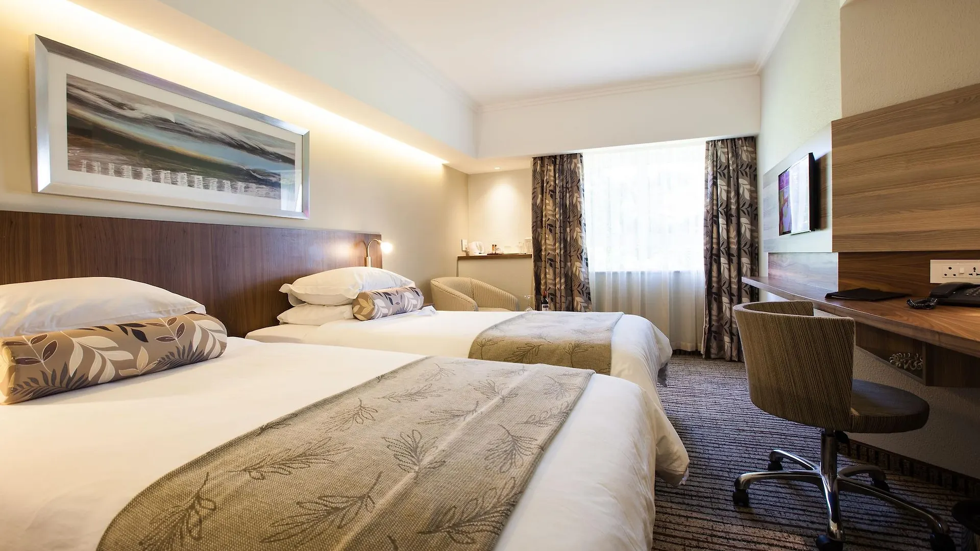 ***  City Lodge Hotel Pinelands Cape Town Güney Afrika