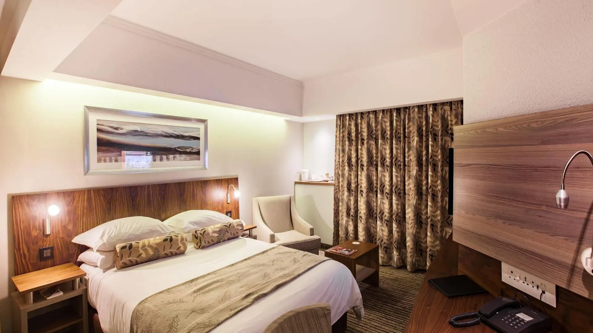 City Lodge Hotel Pinelands Cape Town 3*,